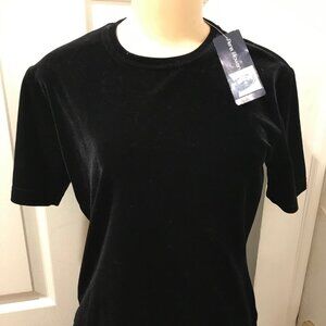 NWT RENA ROWAN PERFECT WOMAN TOP BLACK VELVET CREWNECK SHORT SLEEVE SIZE…